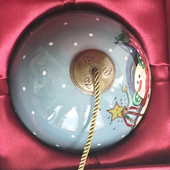 Ne'Qwa Art Glass HandPainted Globe Ornament Snowman Signed Diane Knott - Picture 8 of 9